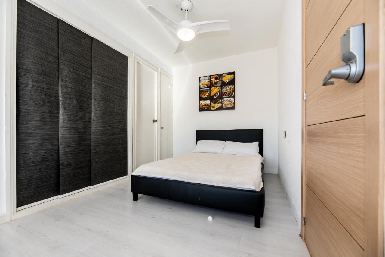 Apartamento Bright Studio With The Seaview And Swimming Pool La Manga del Mar Menor Exterior foto