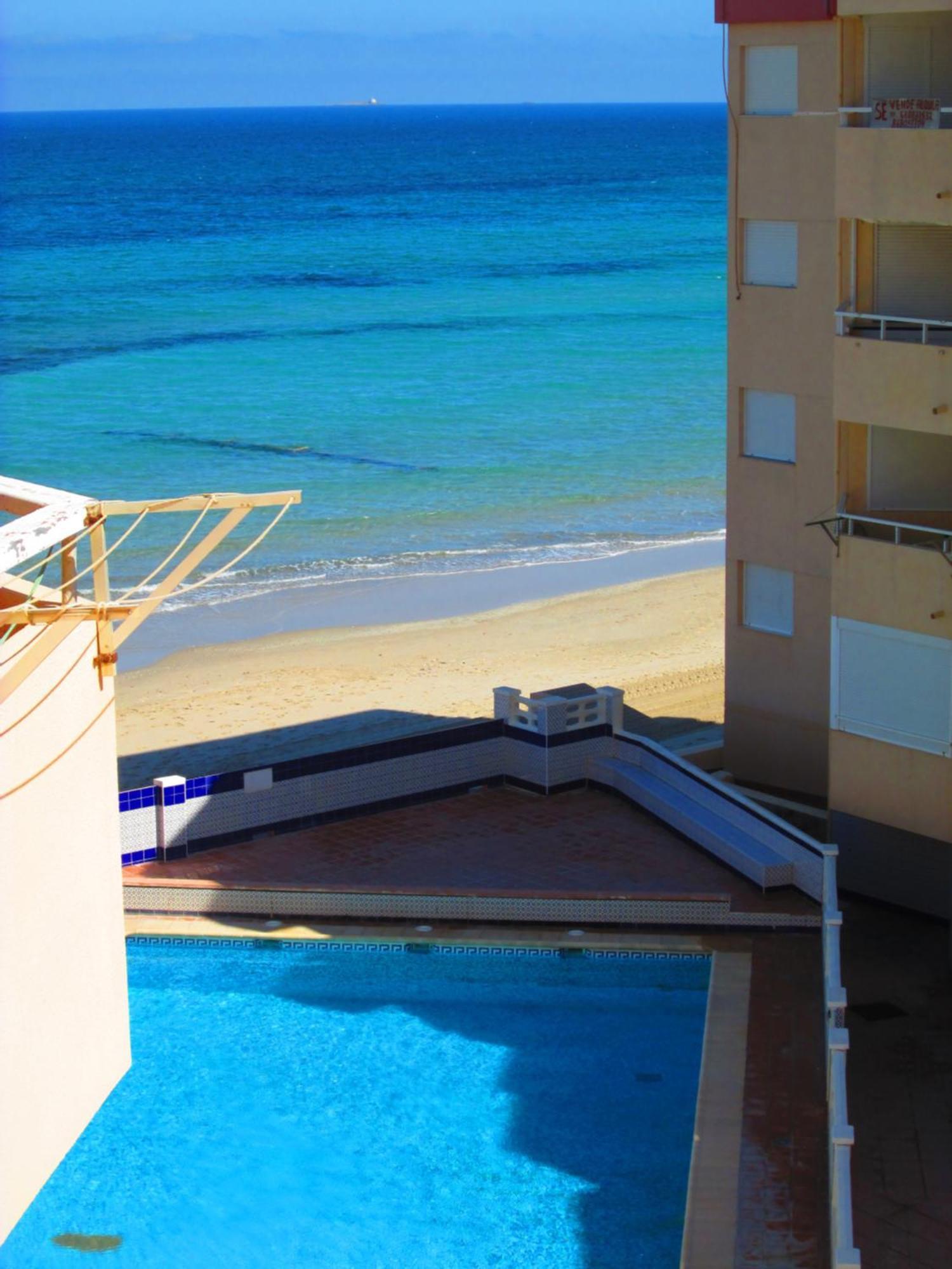 Apartamento Bright Studio With The Seaview And Swimming Pool La Manga del Mar Menor Exterior foto